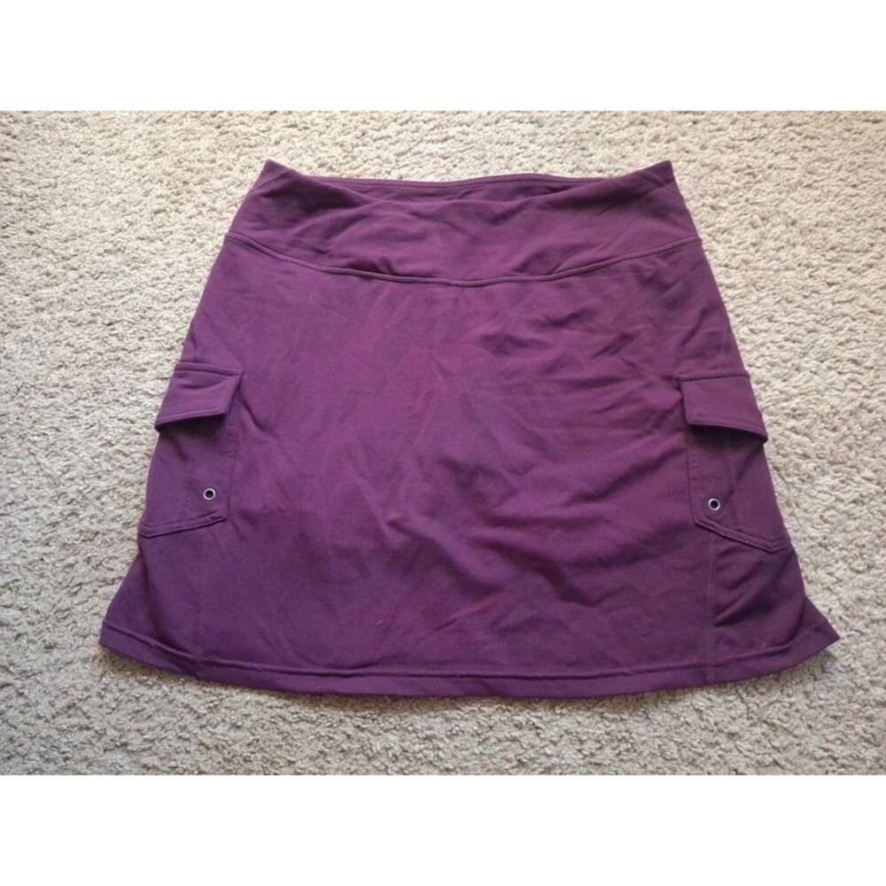 Athleta athletic Skirt size medium tennis skirt with pockets